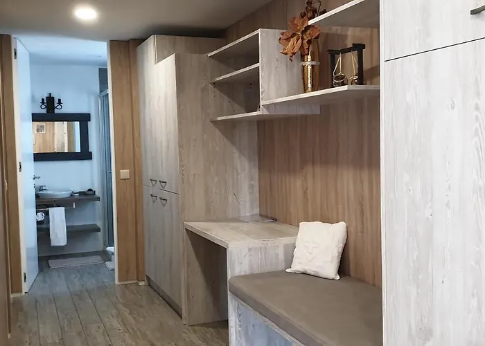 Quintinha Do Periqueiro 4*